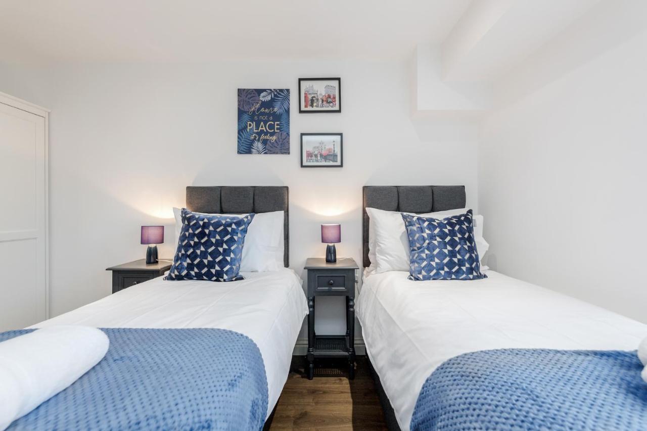 Watford Town Centre, Serviced One Bed Flat With Choice Of King Or Twin Beds, Sleeps Up To 4 Sharing, Free Wifi And Free Movies Λονδίνο Εξωτερικό φωτογραφία