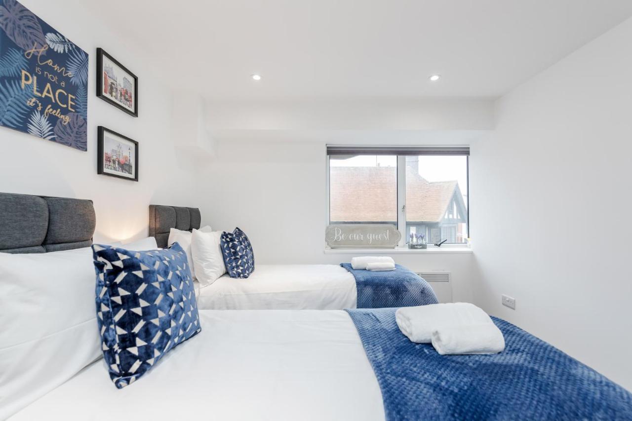 Watford Town Centre, Serviced One Bed Flat With Choice Of King Or Twin Beds, Sleeps Up To 4 Sharing, Free Wifi And Free Movies Λονδίνο Εξωτερικό φωτογραφία